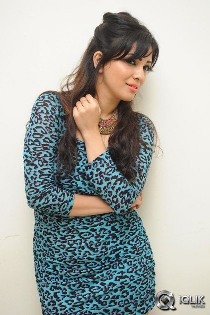 Parinidhi-at-Rowdy-Fellow-Movie-Audio-Launch